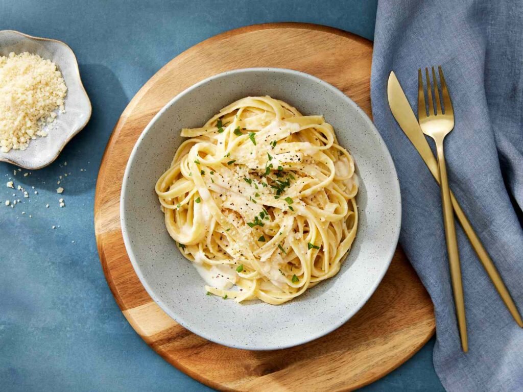 How to Cook Fettuccine Alfredo Recipe