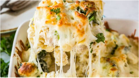 Chicken Broccoli Alfredo Pasta Bake – Creamy, Cheesy, and Satisfying