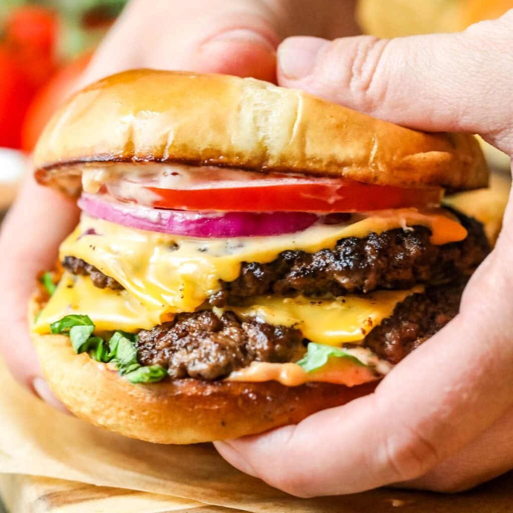 easy way to Cook Smash Burgers At home