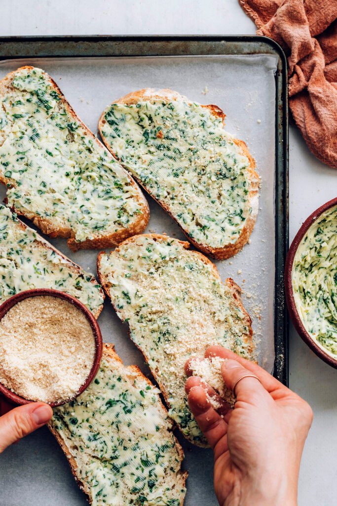 Vegan Garlic Bread Recipe